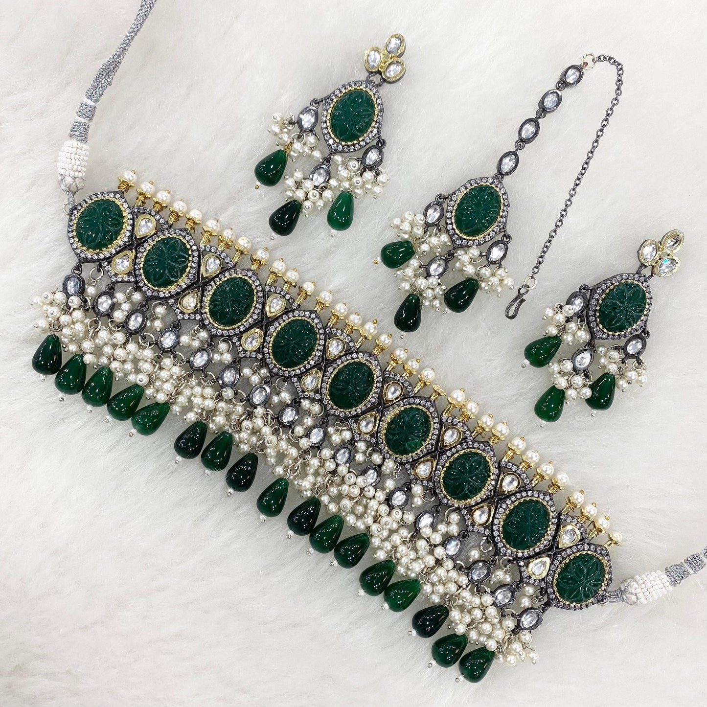 Choker sets