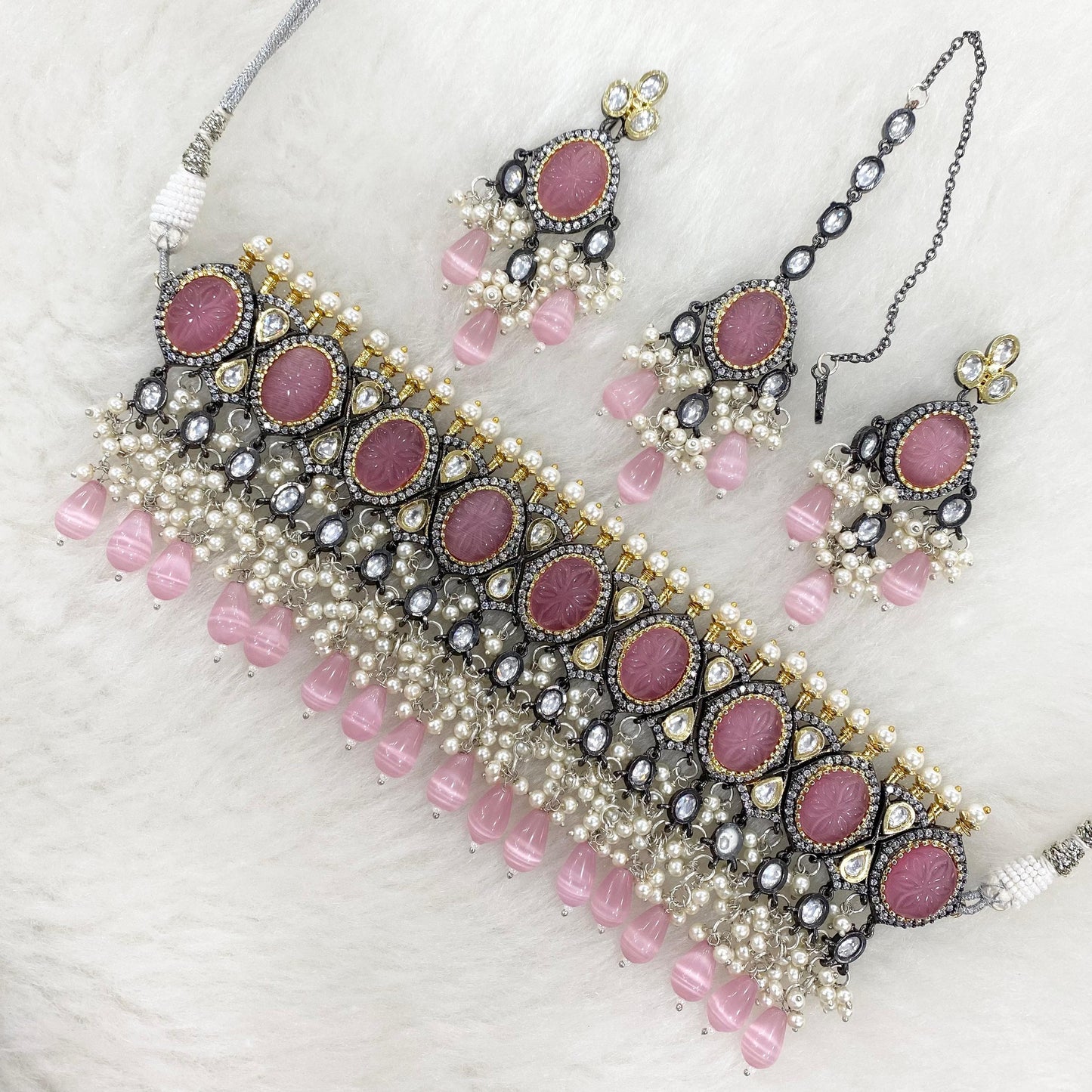 Choker sets